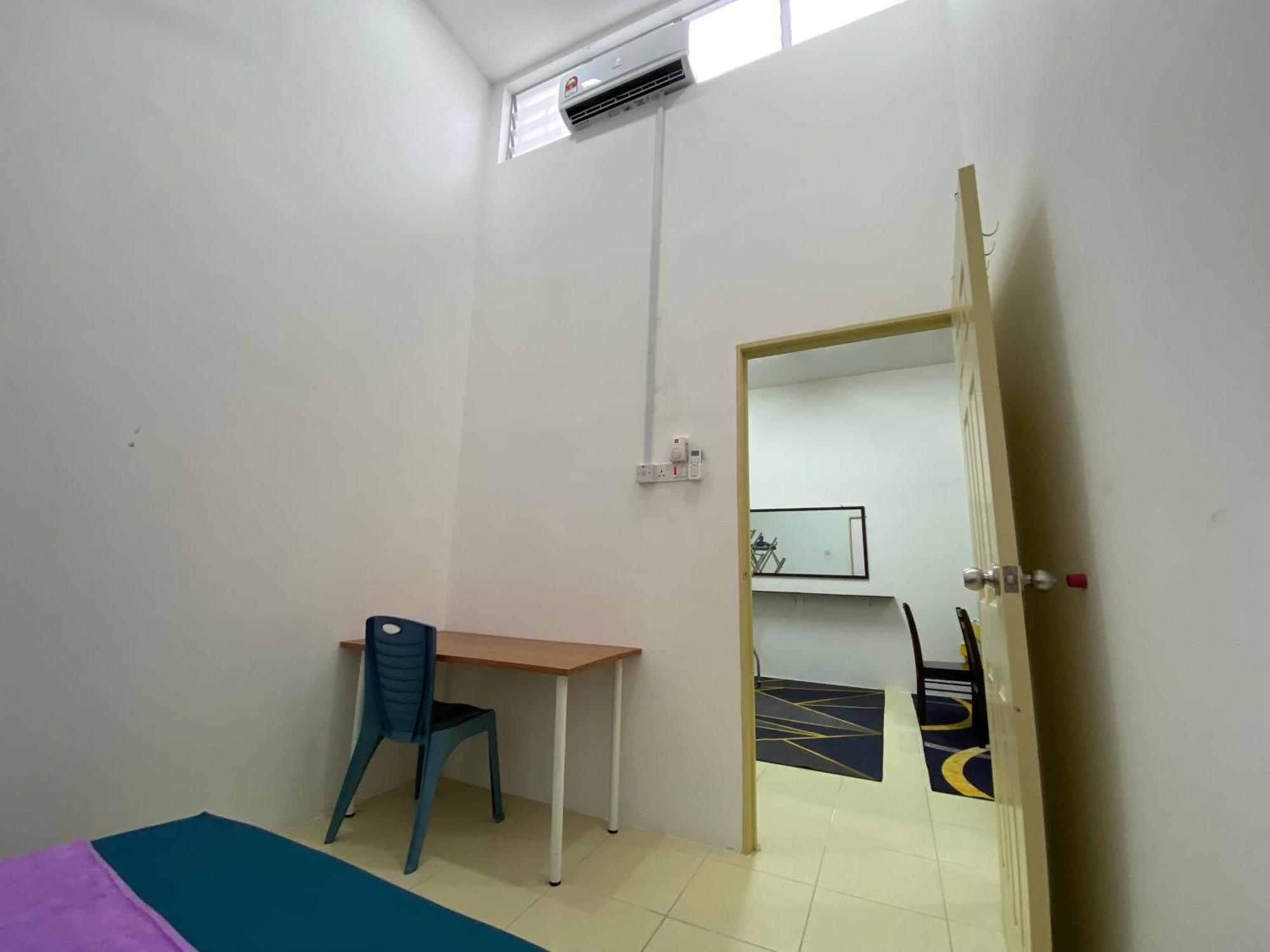 Homestay Cikgu Ahmed Batu Kikir Esterno foto